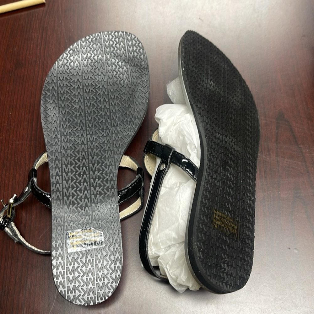 NIB Mchael Kors Capri Thong Sandals/Shoes - Picture 4 of 5